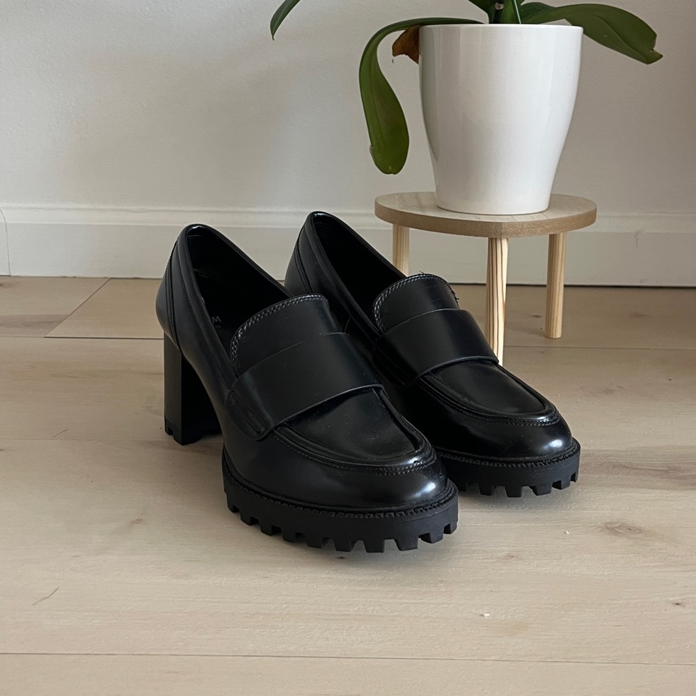Black Leather Lug Sole Heeled H&M Loafers